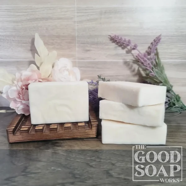 Lard & Lye Laundry Bar pure white zero superfat lard laundry soap bar close up