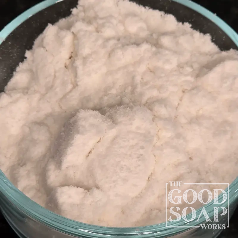 Tapioca starch powder — a natural ingredient used in dry shampoo, body powder, and natural cosmetics